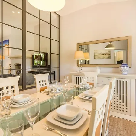 Vale Do Lobo Premium لول